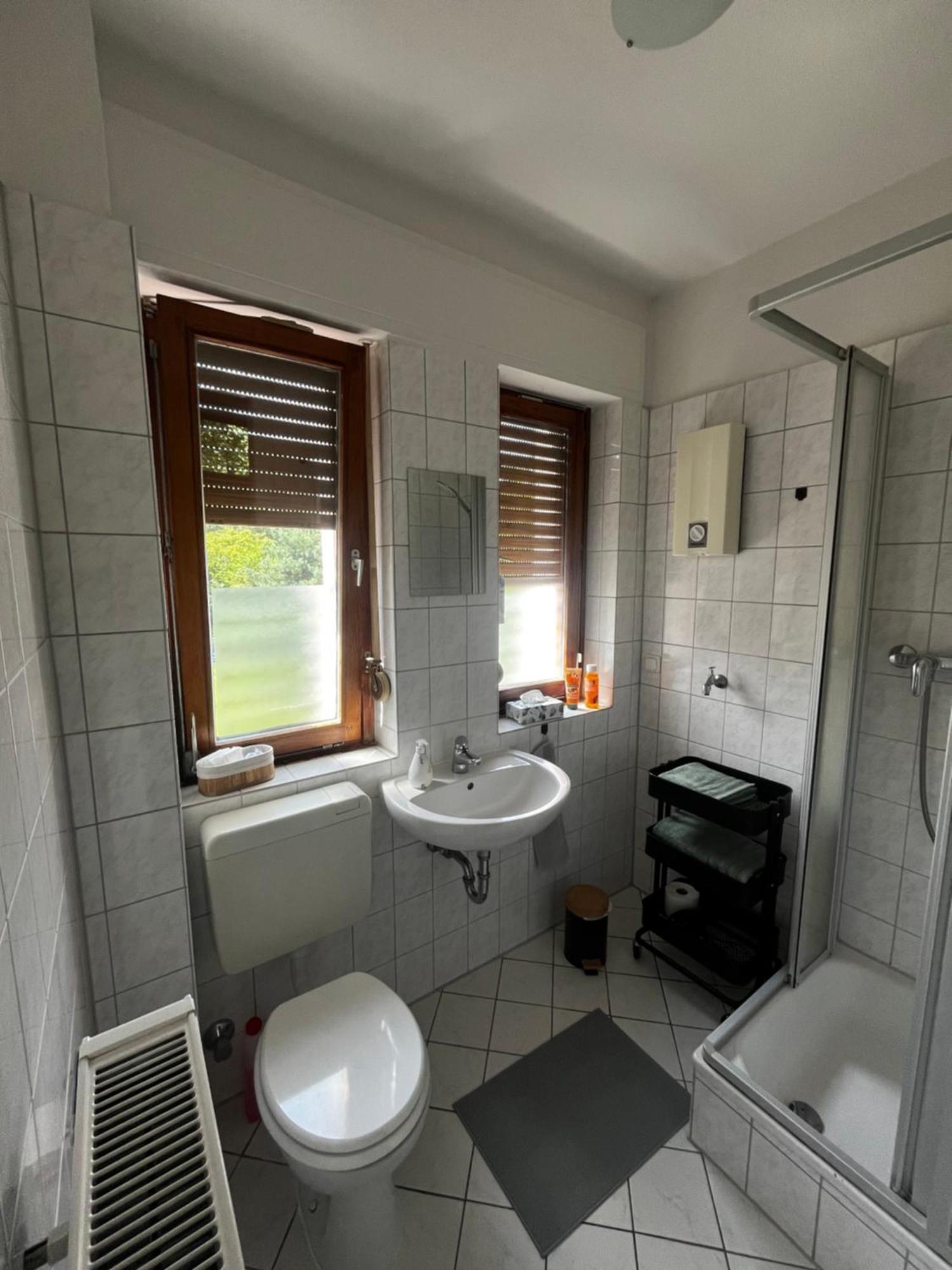Idyllisch Wohnen An Der Ruhr Apartment Hattingen Bagian luar foto